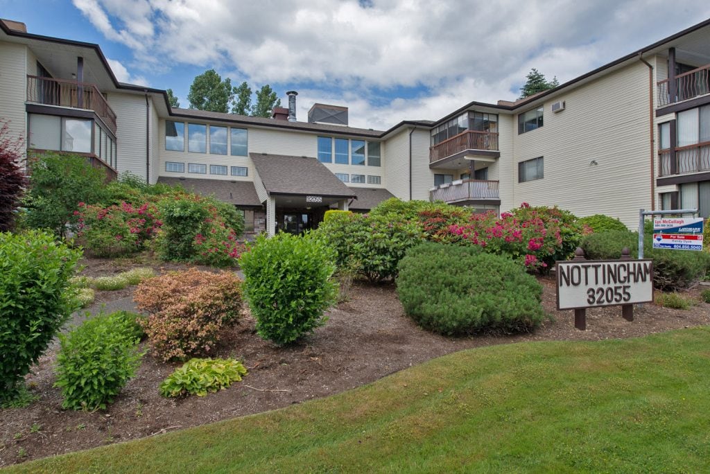 Bring Your Decorating Ideas!