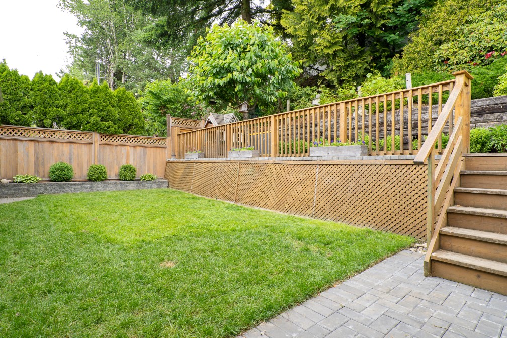 Renovated East Abbotsford Home Eximus