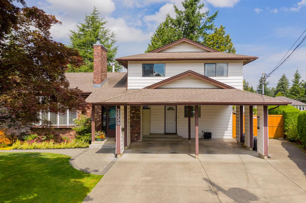 Spectacular Home in Quiet Neighbourhood Eximus