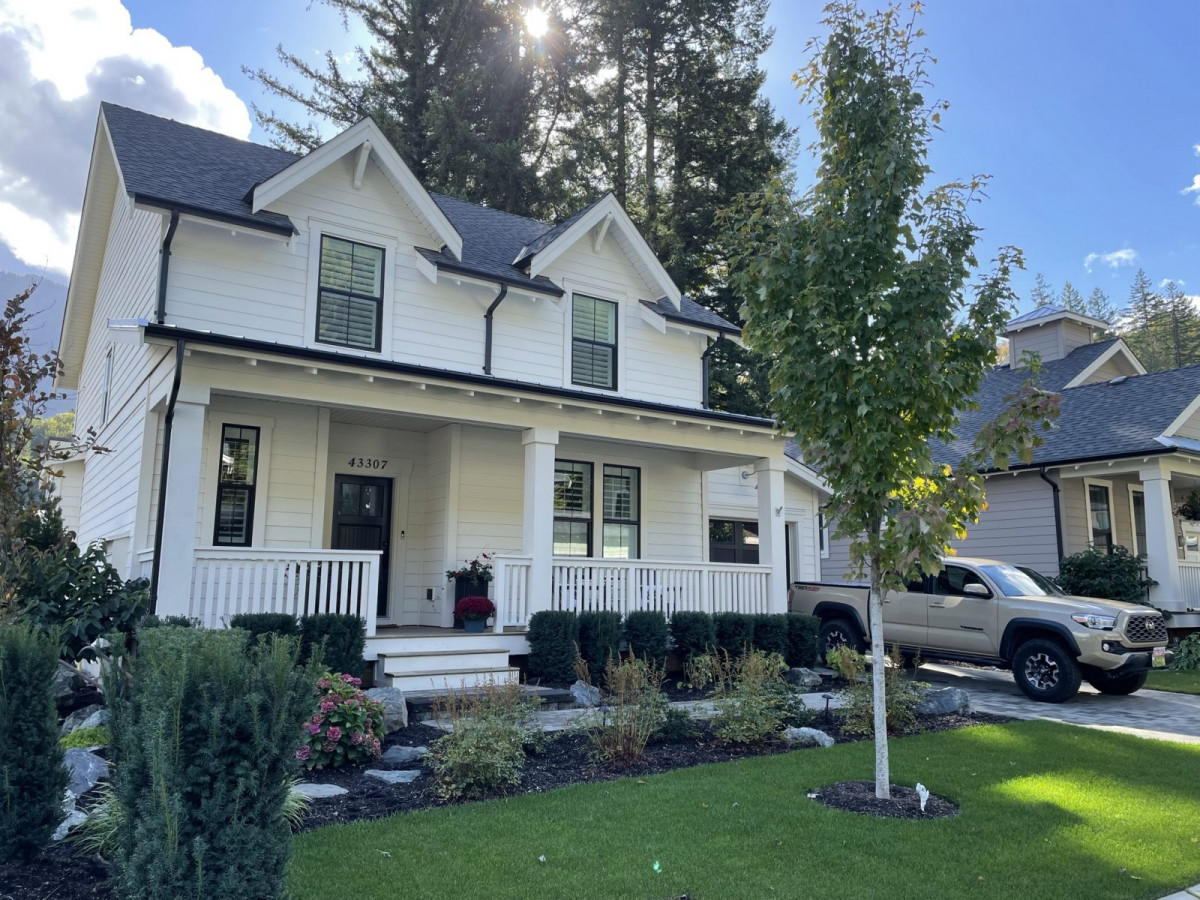 Creekside Mills at Cultus Lake! Eximus