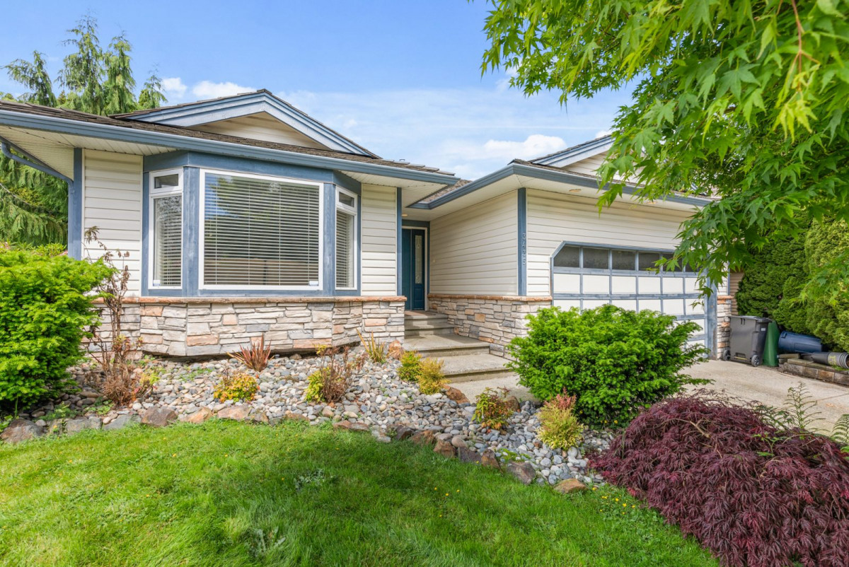 Fabulous Family Home in a Superb Location Eximus